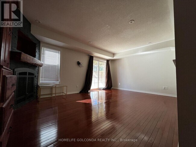 Photo - 139 Chapman Ct