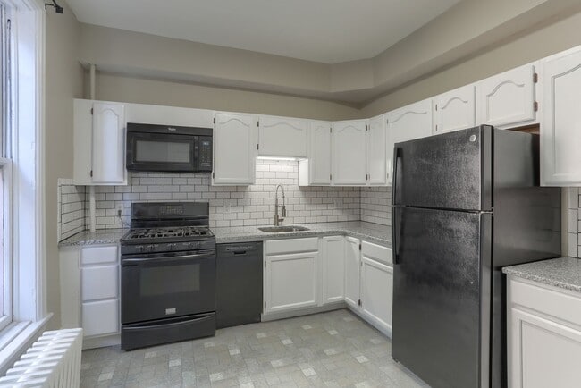 Photo - 1607 Green St Unit Apt #2