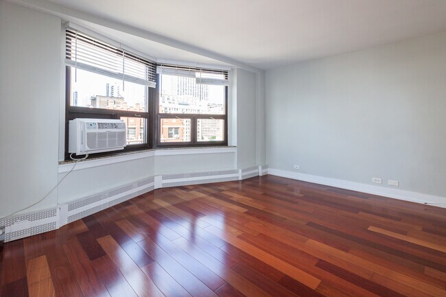 Photo - 419 W Wellington Ave