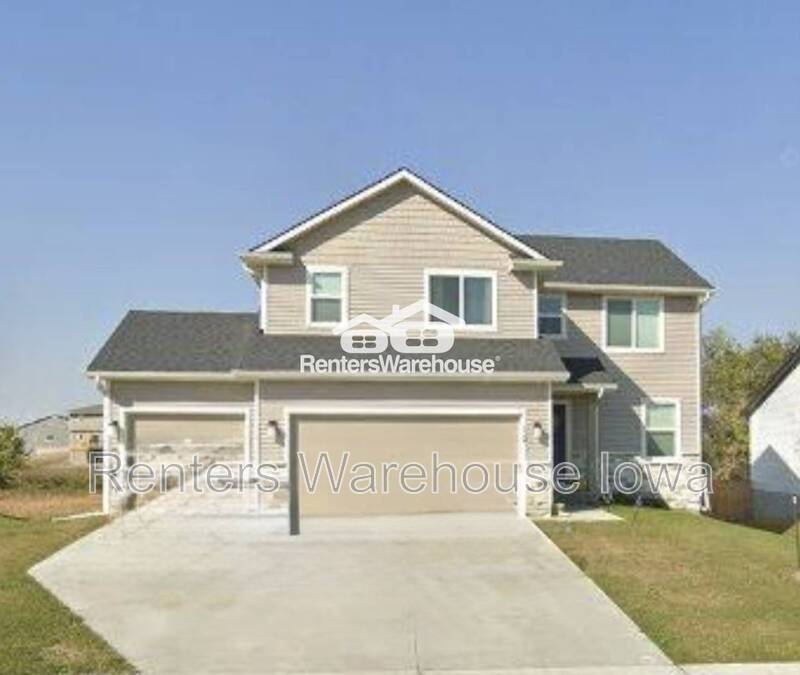 Photo - 122 NW Pike Cir