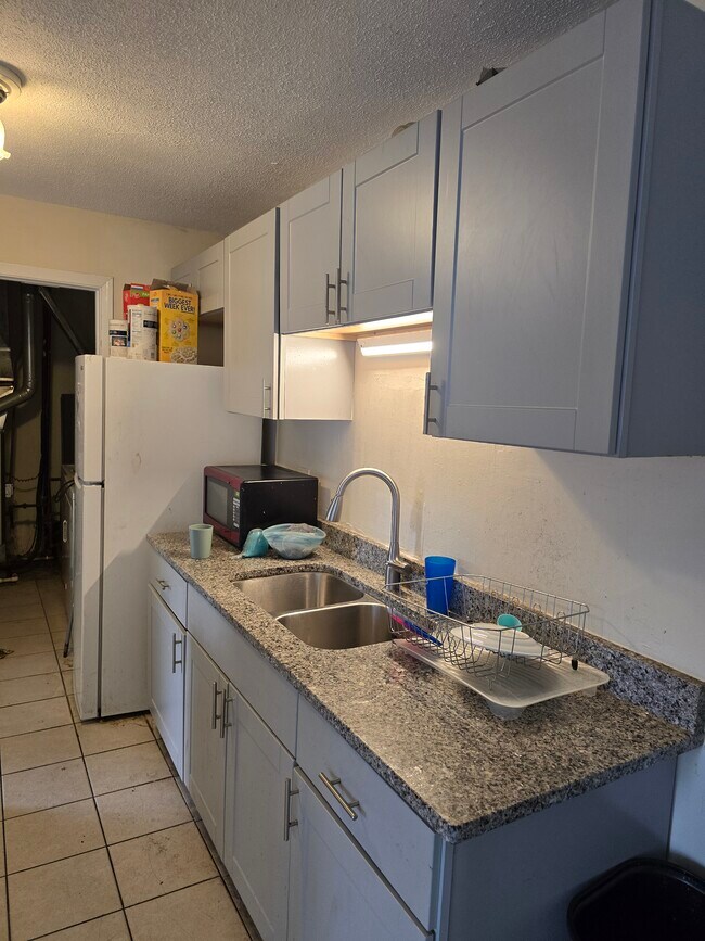 Photo - 1751 Queensbury Cir