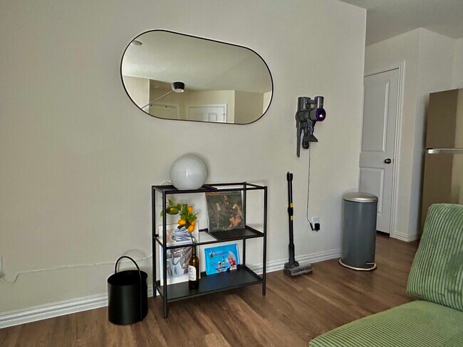 Photo - Sunny Side Up Unidad A