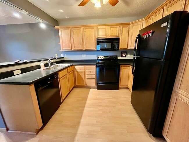 Photo - Beautiful 4 Bedroom Townhome! Available June!