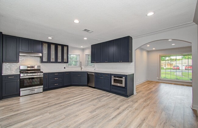 Photo - 1801 Benbow Wy