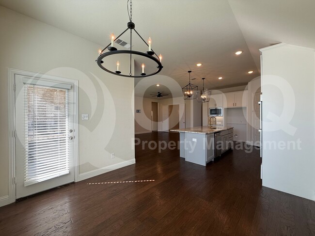 Photo - 3906 Greenbrier Dr