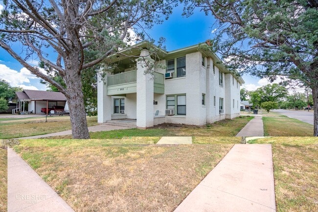 Photo - 642 Beech St Unit 3