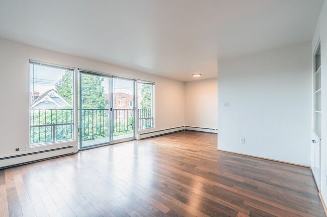 Photo - Hamlin Place