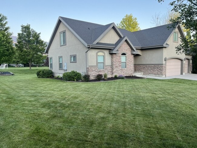 Photo - 2254 N