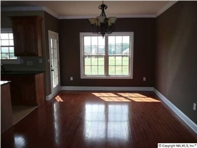 Photo - 132 Meadow Ridge Dr