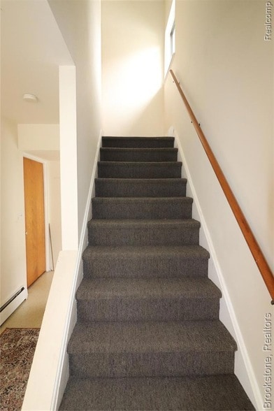 Photo - 2 Glendale Dr