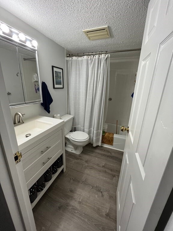 Photo - 135 Pleasant St Unidad 308