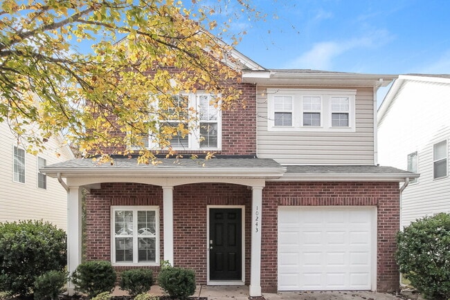 Photo - 10243 Hugue Way