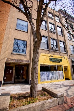 Ivy Building Entrance - 111 S Cayuga St Apartments Unit 3