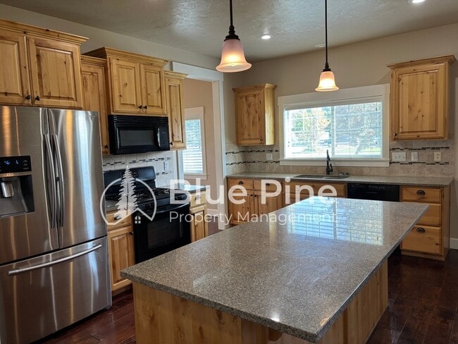 Photo - 3312 E Edwards Dr