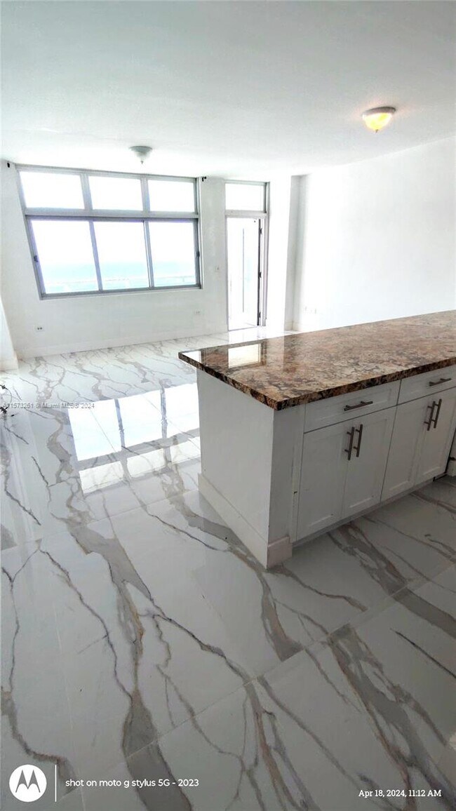 7135 Collins Ave Unit PH-14