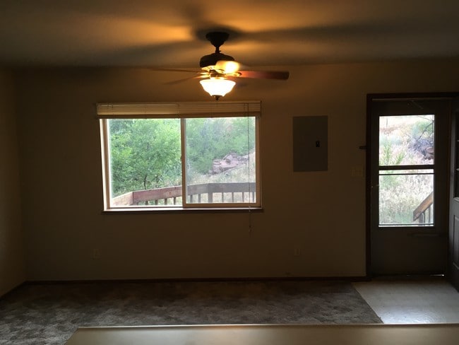 Photo - 511 5th Ave Unit 511 b