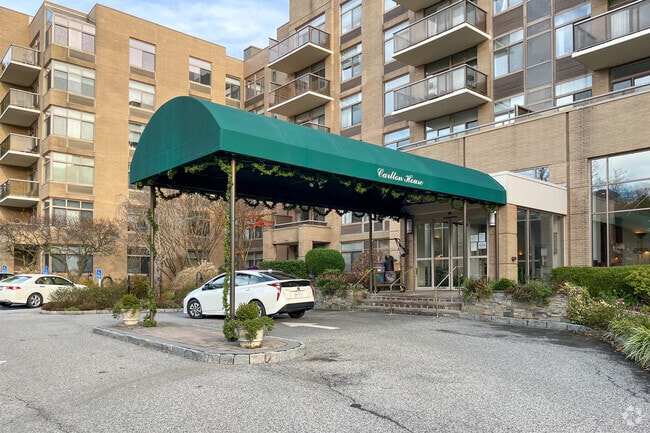 Photo - The Carlton House at Larchmont