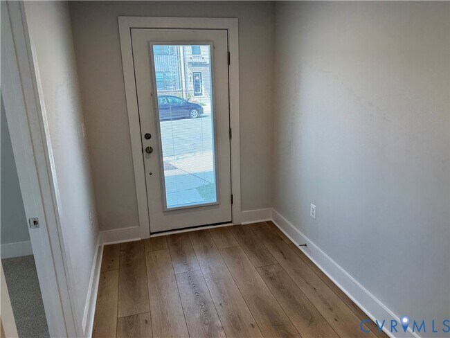 Photo - 9479 Pinkman Rd