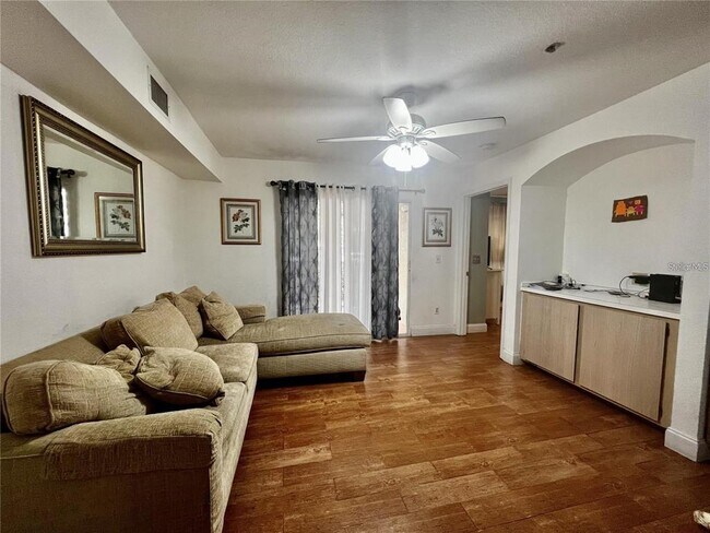 Photo - 829 Camargo Way Unit 104