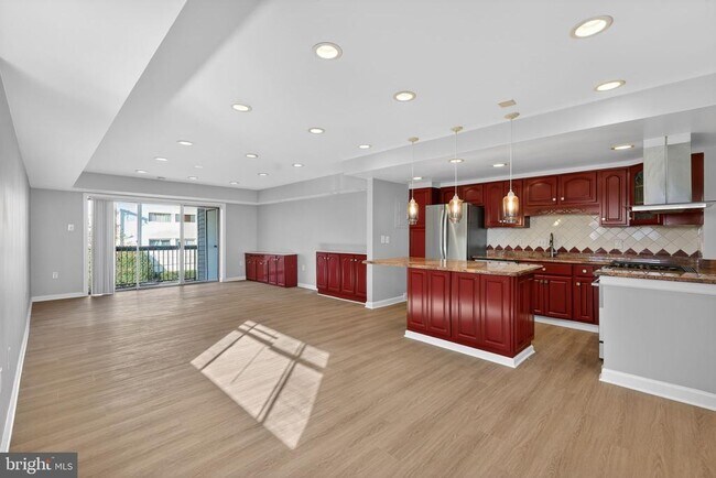 Photo - 10320 Westlake Dr Unit E103