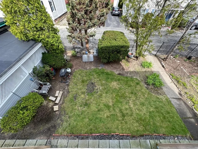 17 Pickman St Unit 1