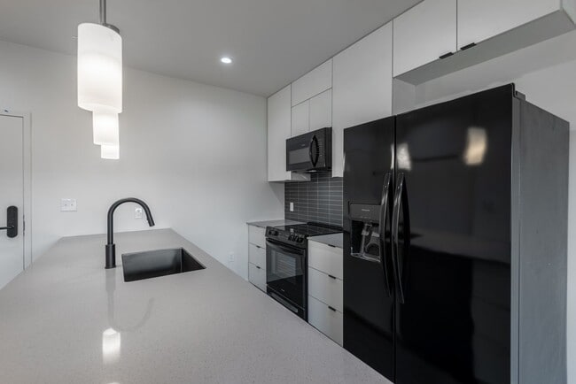 Photo - Nova Austin #Canopy