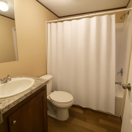 Photo - 115 English Ln
