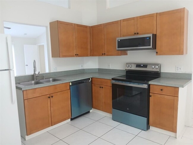 Photo - 840 Blanc Ct