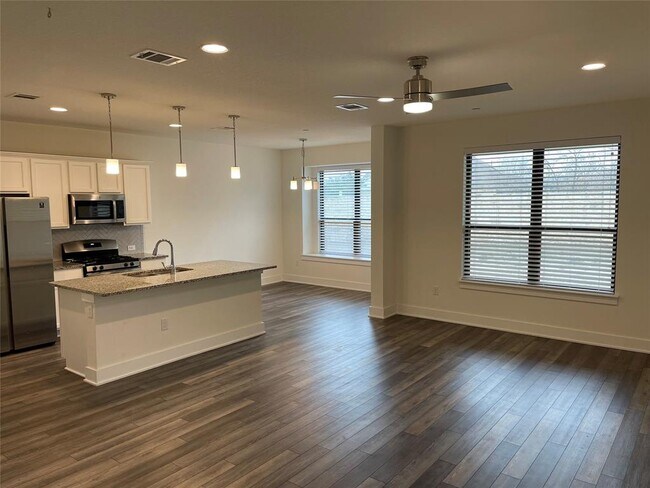 Photo - 12103 Maypole Bend Unit 1702