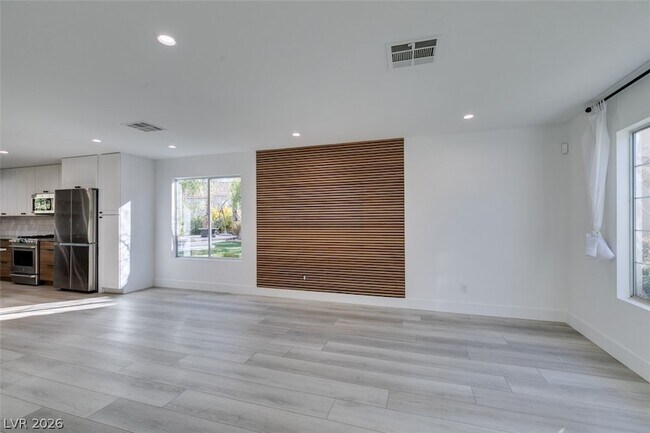 Photo - 9900 Long Cattle Ave