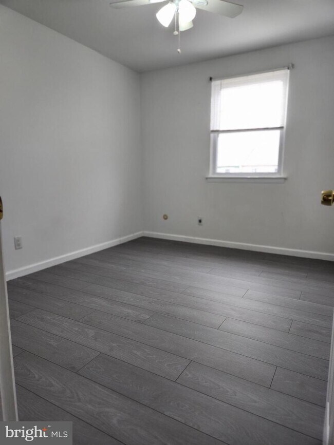 Photo - 5109 Leeward Rd