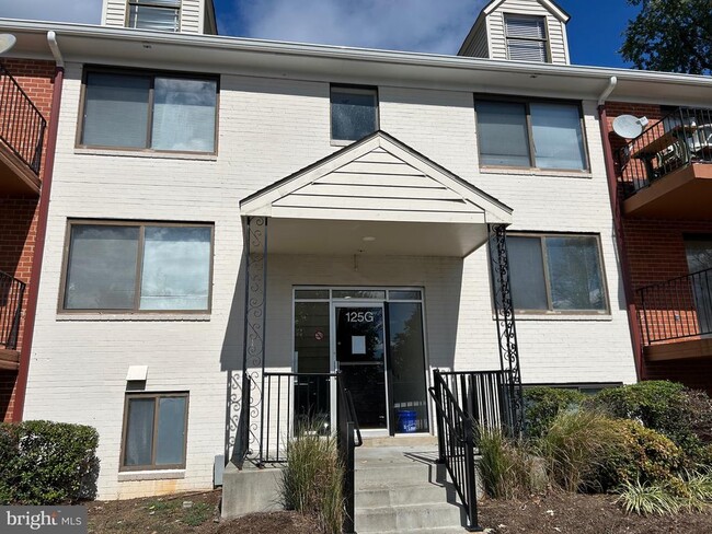 Photo - 125 Clubhouse Dr SW Unit 7