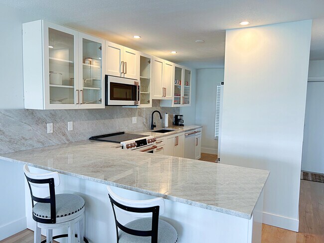 Photo - 1030 Silk Oak Terrace Unit 203