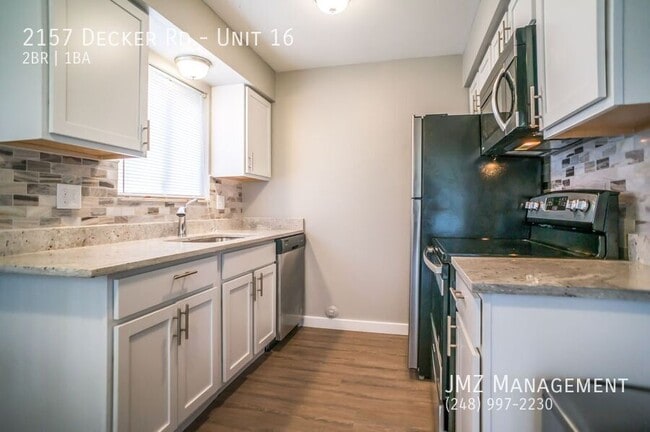 2157 Decker Rd Unit 16