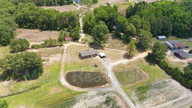 Photo - 763 Tingen Rd