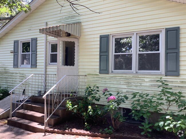 Building Photo - 115 Curtis Dr Rental