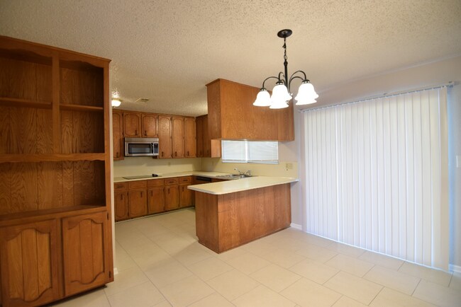 Photo - 2554 Chaparral Rd