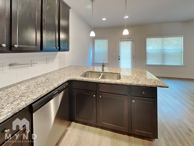 Photo - 10170 Benton Woods Dr