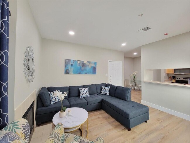 Photo - 12166 Metric Blvd Unit 353