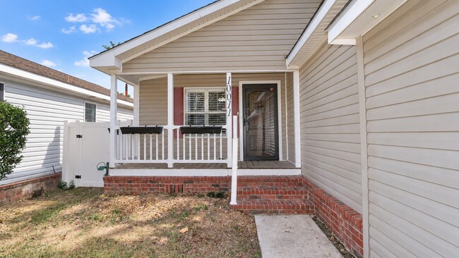 10011 Berrybriar Ln