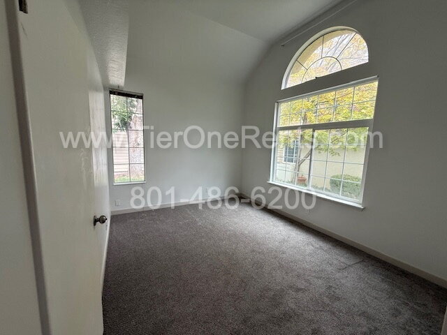 Photo - move in special: $500 off first months rent Unit 5429