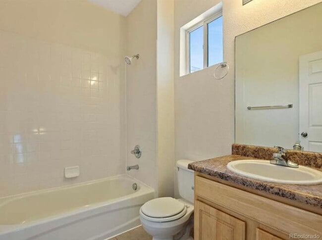 Photo - 11250 Florence St