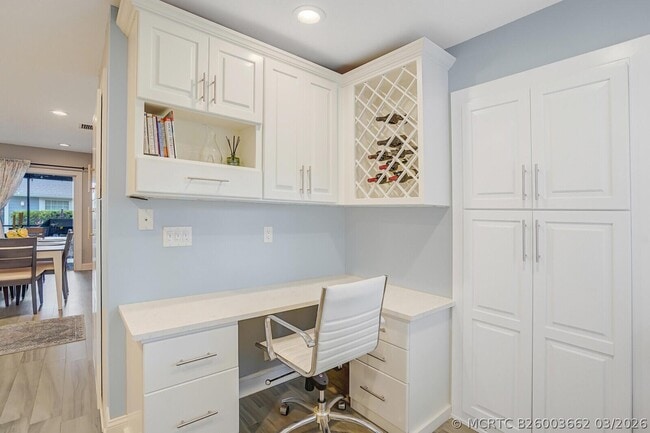 1007 Ocean Dunes Cir