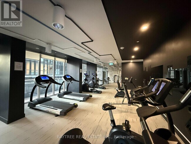 Photo - 68 Shuter St Unité 606