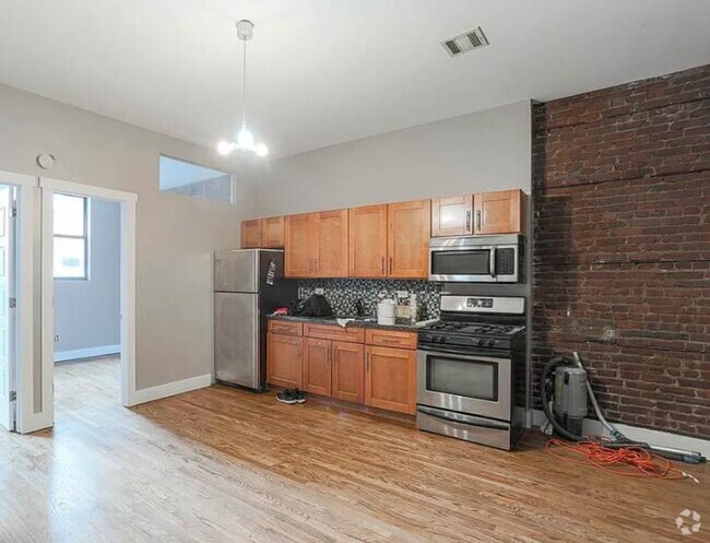 Building Photo - MANHATTAN AV Unit 1L Rental