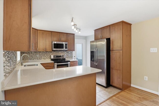 Photo - 10617 Wheatley St