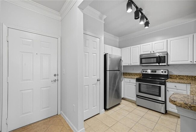 Photo - 1850 Cotillion Dr Unidad 4307