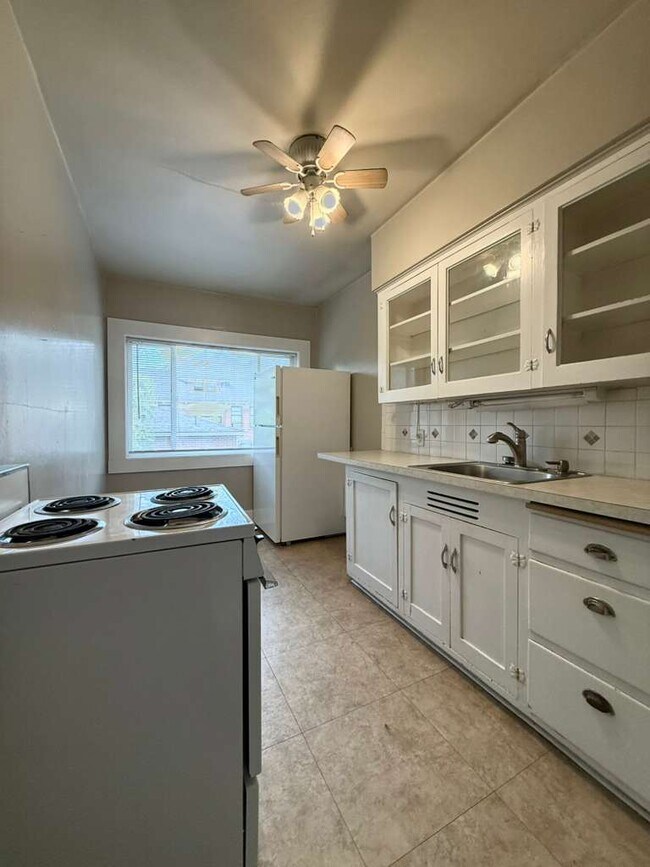 176 S Chestnut St Unidad 6