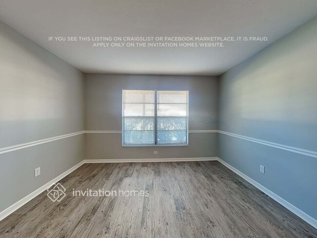 Photo - 611 Rosemarie Ave