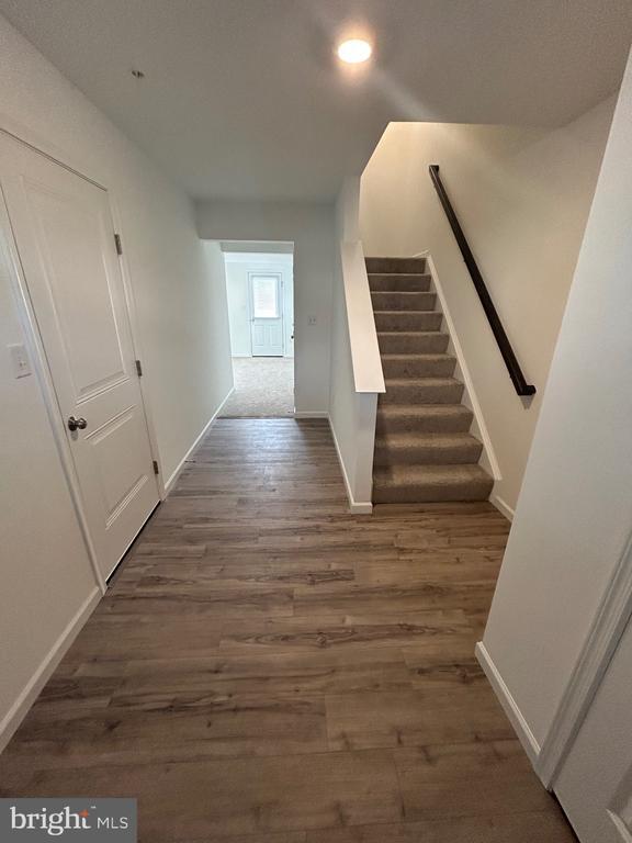 Photo - 8177 Lenker Dr